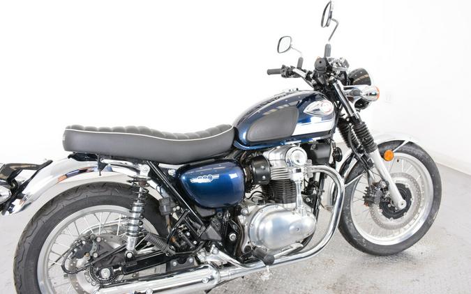 2021 KAWASAKI W800