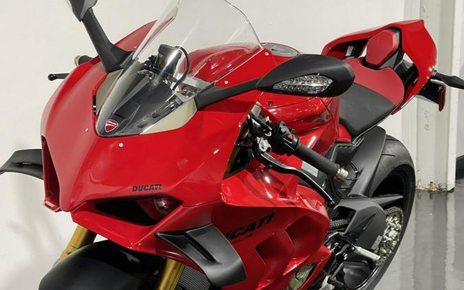 2024 Ducati Panigale V4 S Red