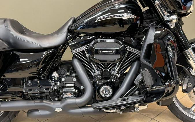 2015 Harley-Davidson Street Glide® CVOT Street Glide®