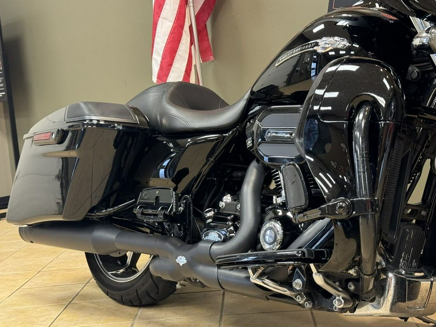 2015 Harley-Davidson Street Glide® CVO™ Street Glide®