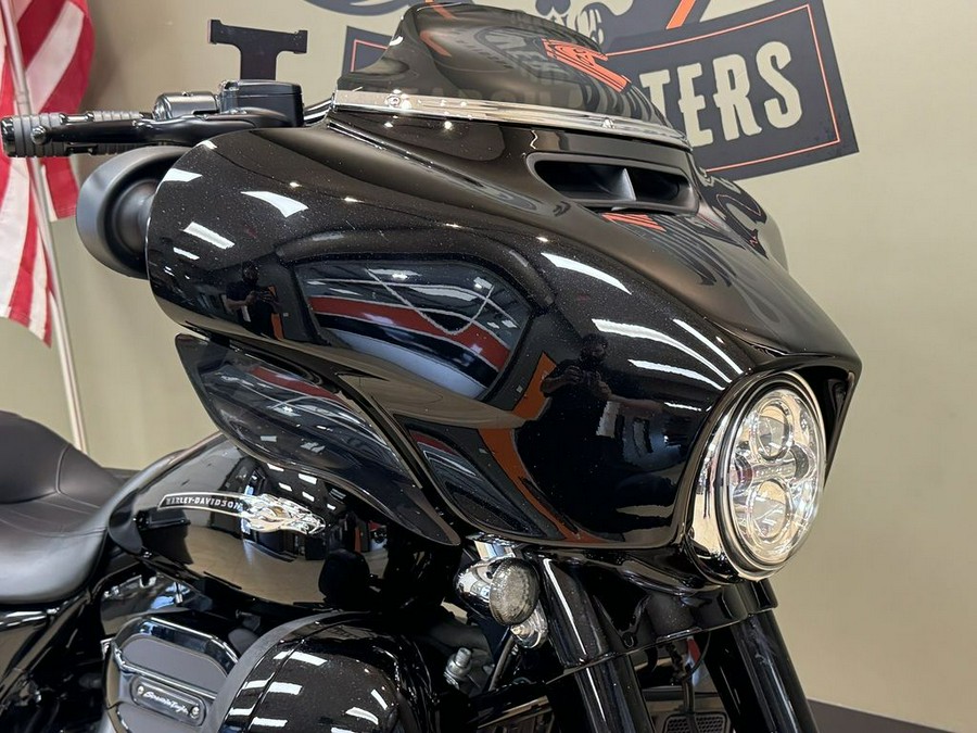 2015 Harley-Davidson Street Glide® CVO™ Street Glide®