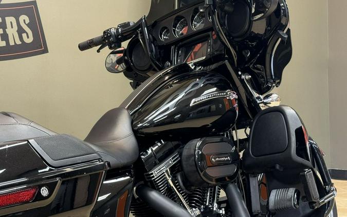 2015 Harley-Davidson Street Glide® CVO™ Street Glide®