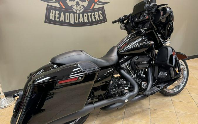 2015 Harley-Davidson Street Glide® CVOT Street Glide®