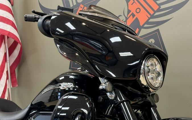 2015 Harley-Davidson Street Glide® CVO™ Street Glide®