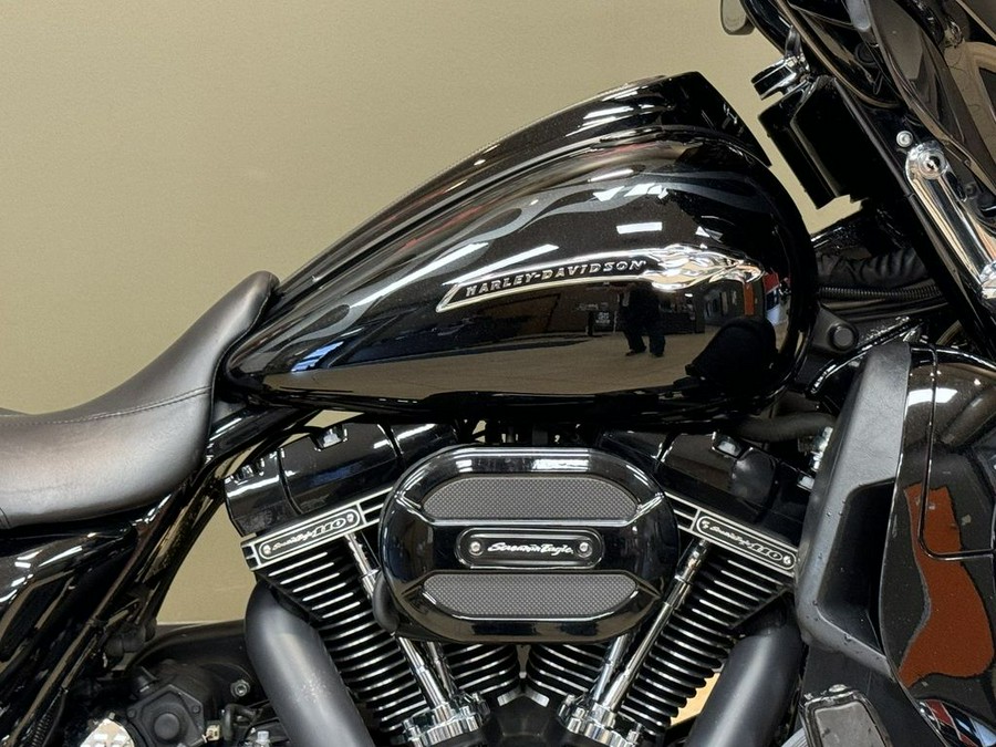 2015 Harley-Davidson Street Glide® CVO™ Street Glide®