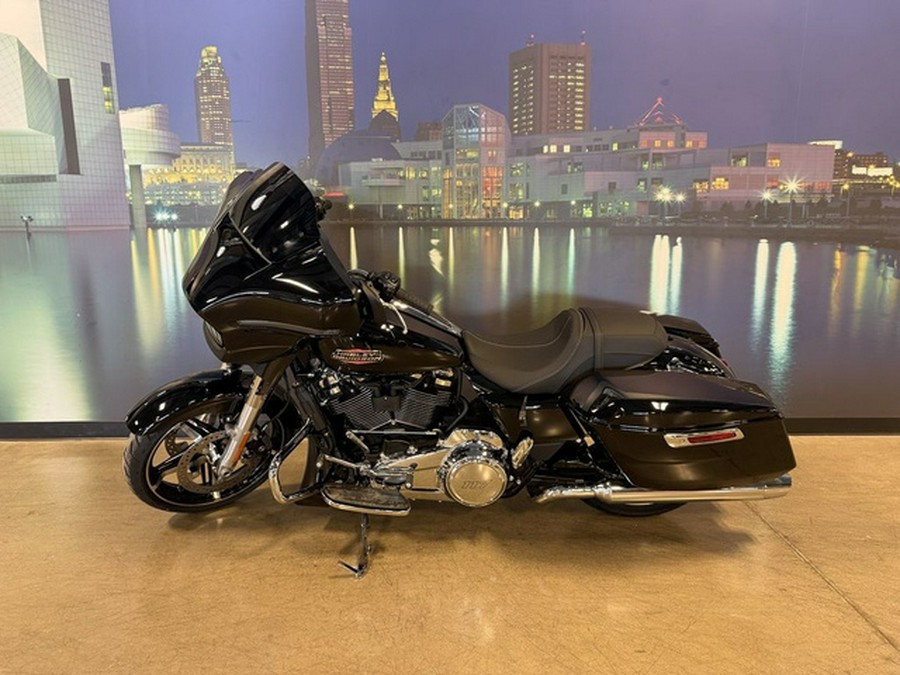 2025 Harley-Davidson FLHX - Street Glide