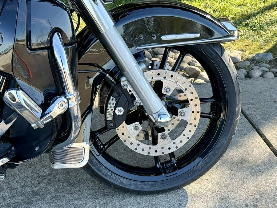 2011 Harley-Davidson® FLHTK - Electra Glide® Ultra Limited