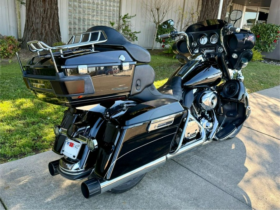 2011 Harley-Davidson® FLHTK - Electra Glide® Ultra Limited