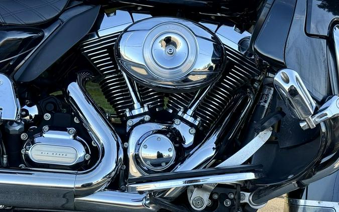 2011 Harley-Davidson® FLHTK - Electra Glide® Ultra Limited