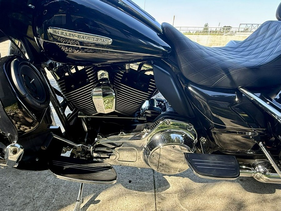2011 Harley-Davidson® FLHTK - Electra Glide® Ultra Limited