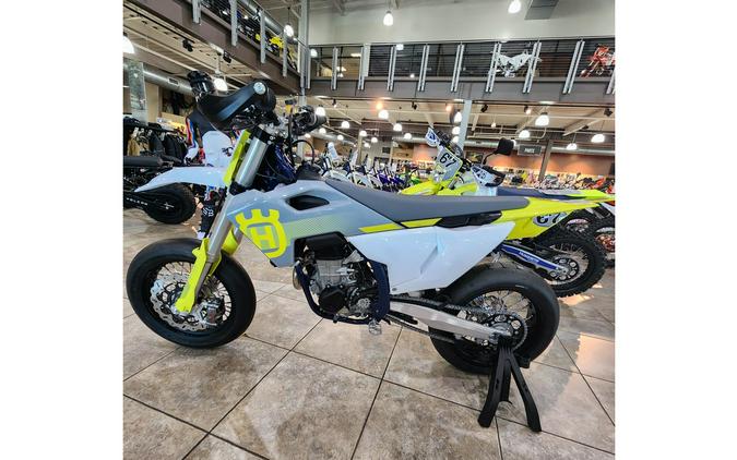 2024 Husqvarna Motorcycles FS 450