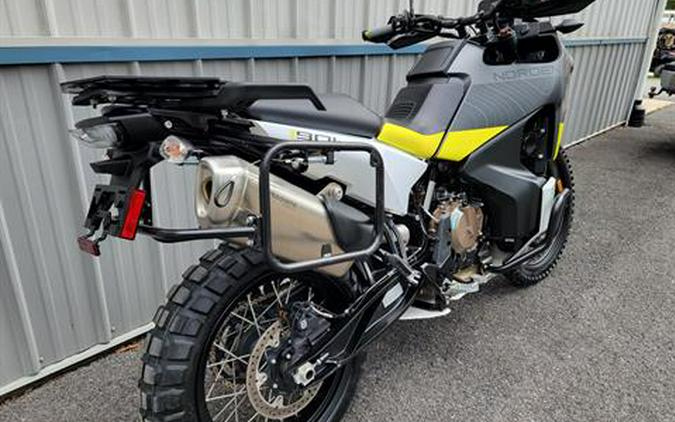 2022 Husqvarna Norden 901