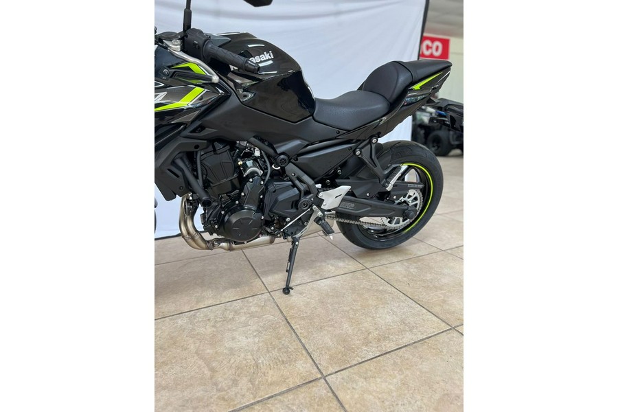 2024 Kawasaki Z650 Base