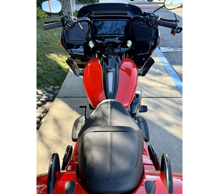 2026 Harley-Davidson® FLTRT - Road Glide® 3