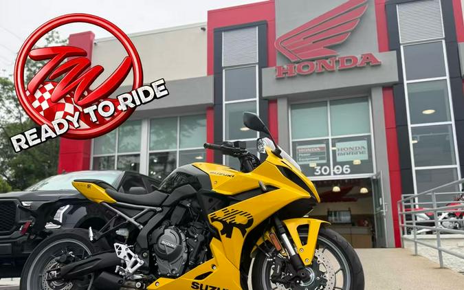 2025 Suzuki GSX-8R