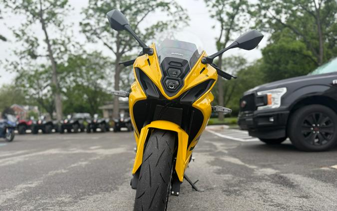2025 Suzuki GSX-8R