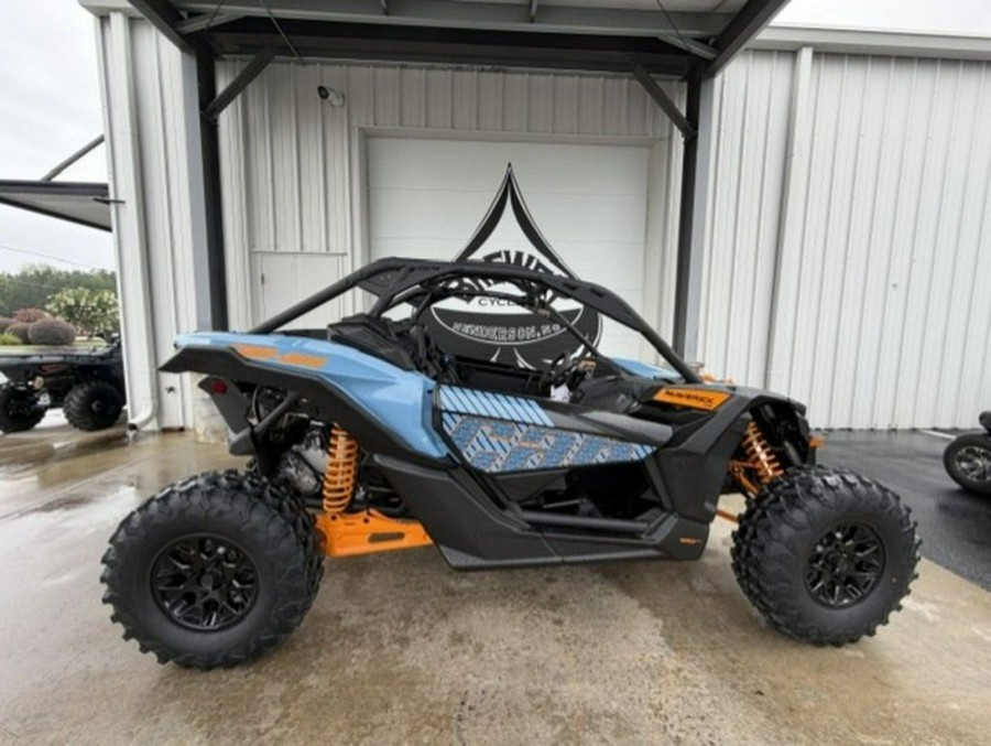 2026 Can-Am® Maverick X3 DS Turbo RR Scandi Blue & Orange Crush