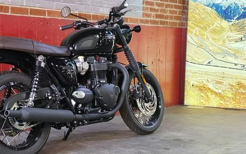 2026 Triumph Bonneville T120 Black Jet Black