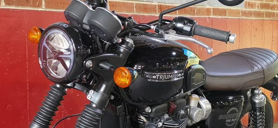2026 Triumph Bonneville T120 Black Jet Black