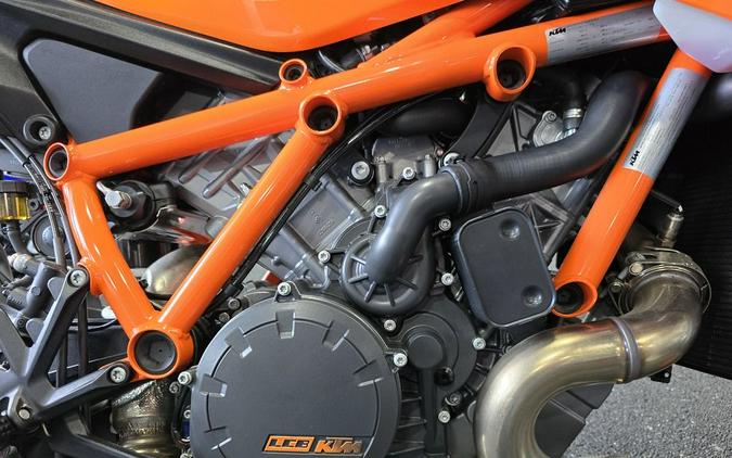 2023 KTM 1290 Super Duke R Evo