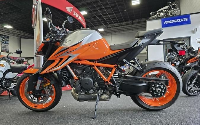 2023 KTM 1290 Super Duke R Evo