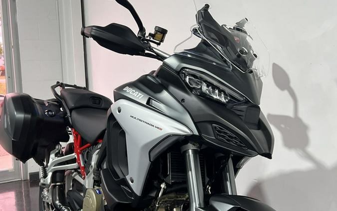 2023 Ducati Multistrada V4S Aviator Grey - Alloy Wheels