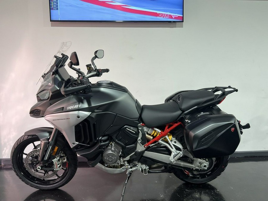 2023 Ducati Multistrada V4S Aviator Grey - Alloy Wheels