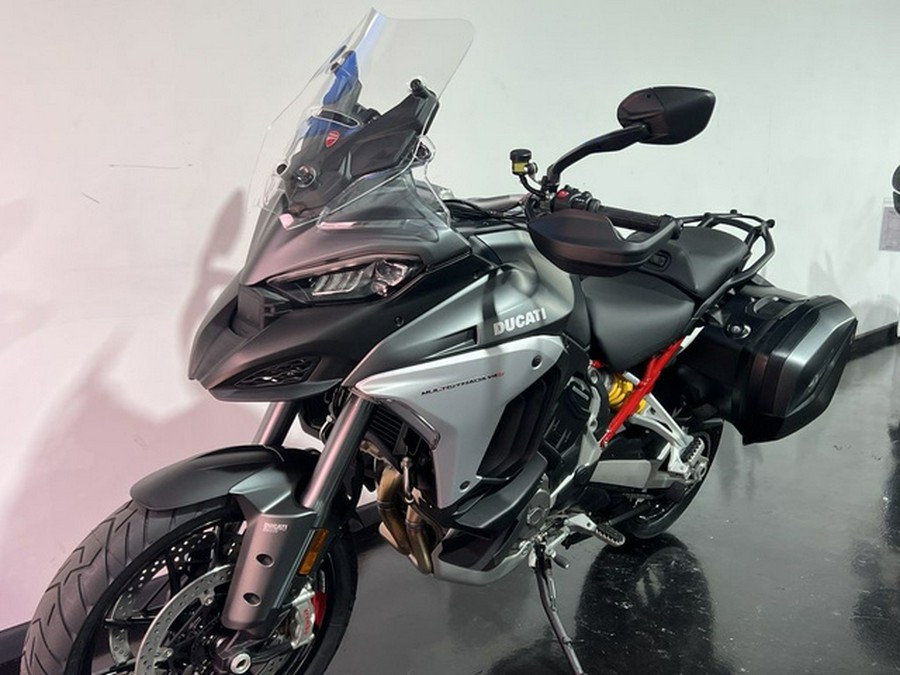 2023 Ducati Multistrada V4S Aviator Grey - Alloy Wheels