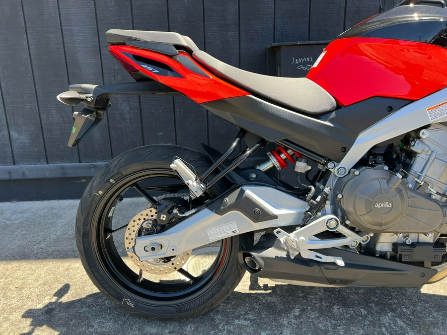 2026 Aprilia Tuono 457