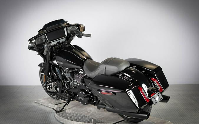 2026 Harley-Davidson Street Glide FLHX