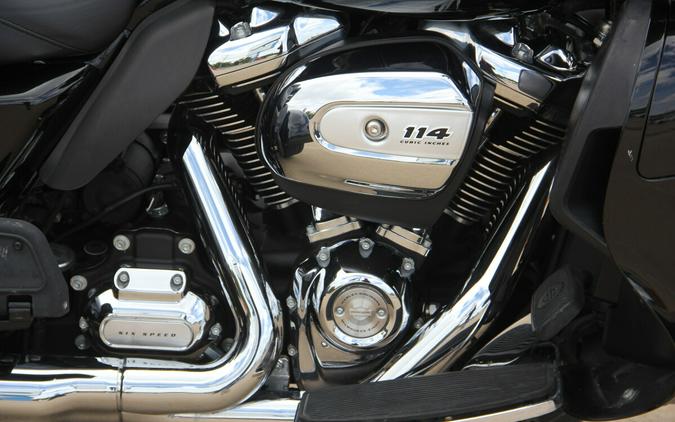 2022 Harley-Davidson Tri Glide Ultra Vivid Black