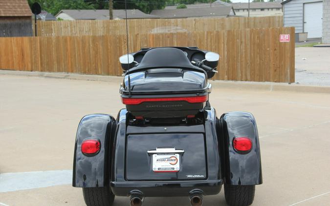 2022 Harley-Davidson Tri Glide Ultra Vivid Black
