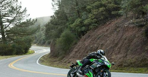 2020 Kawasaki Ninja 650 First Ride https://t.co/WXuavNw371...