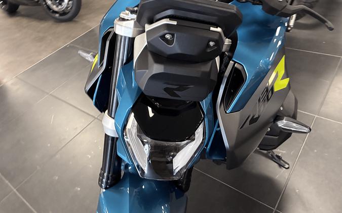 2026 BMW R1300R