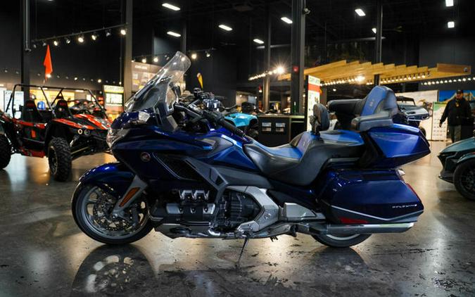 2018 Honda® Gold Wing Tour Automatic DCT Candy Ardent Red