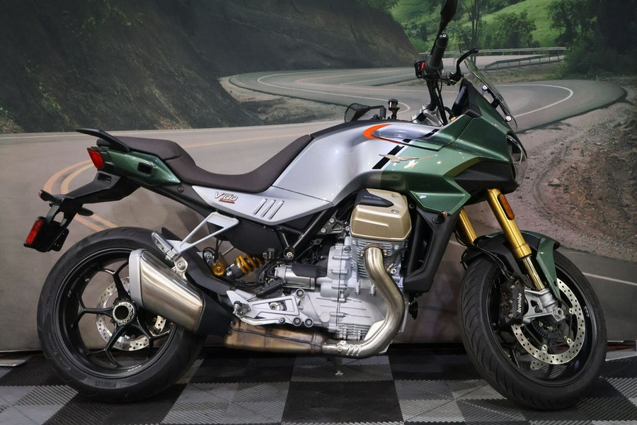 2023 Moto Guzzi V100 Mandello S