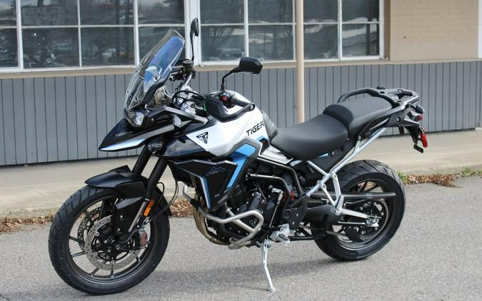 2026 TRIUMPH TIGER 900 ALPINE EDITION
