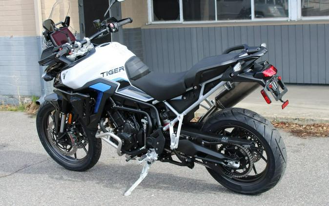 2026 TRIUMPH TIGER 900 ALPINE EDITION