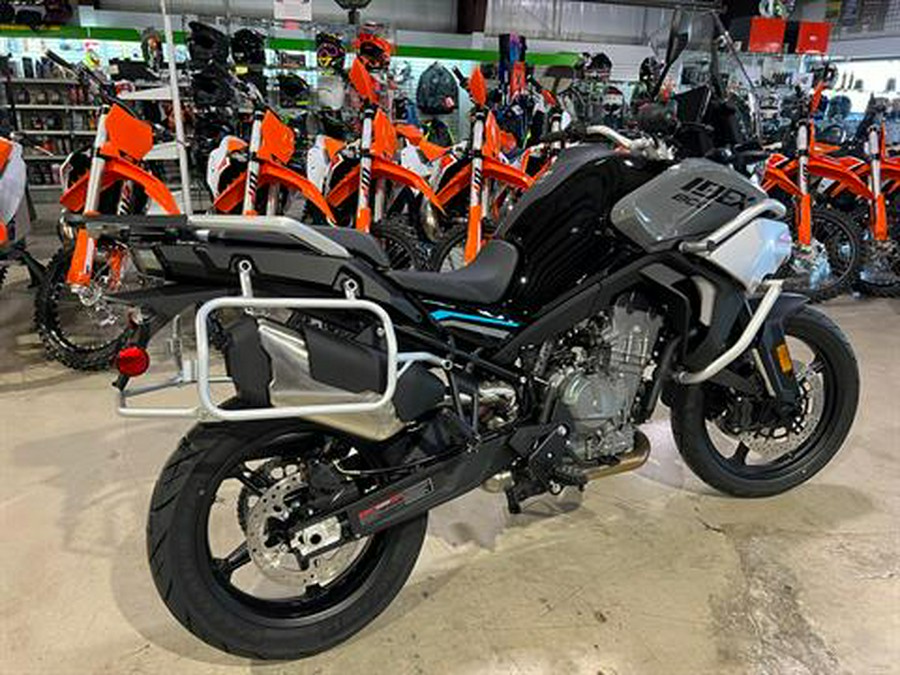 2023 CFMOTO IBEX 800 S