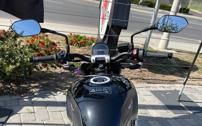 2023 Triumph Trident 660 Sapphire Black