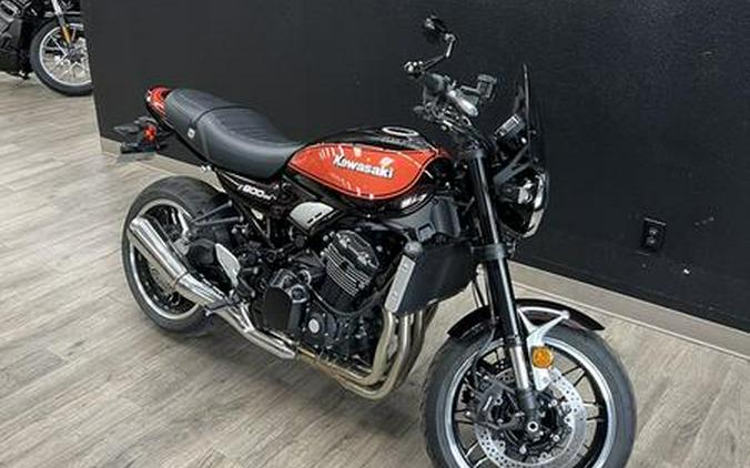 2018 Kawasaki Z900RS Candytone Brown/Candytone Orange