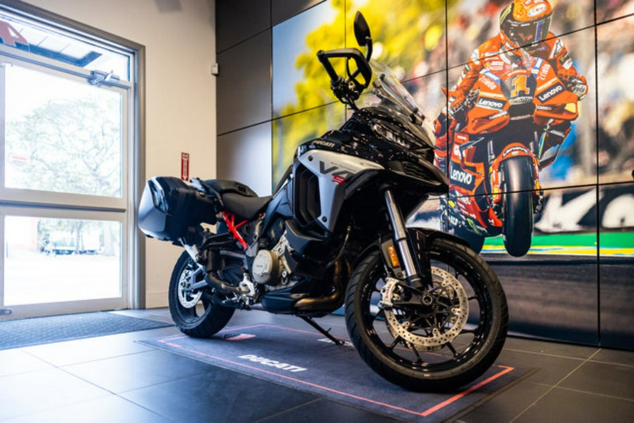 2025 Ducati MULTISTRADA V4S TRAVEL & RADAR