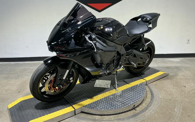 2018 Yamaha YZF-R1