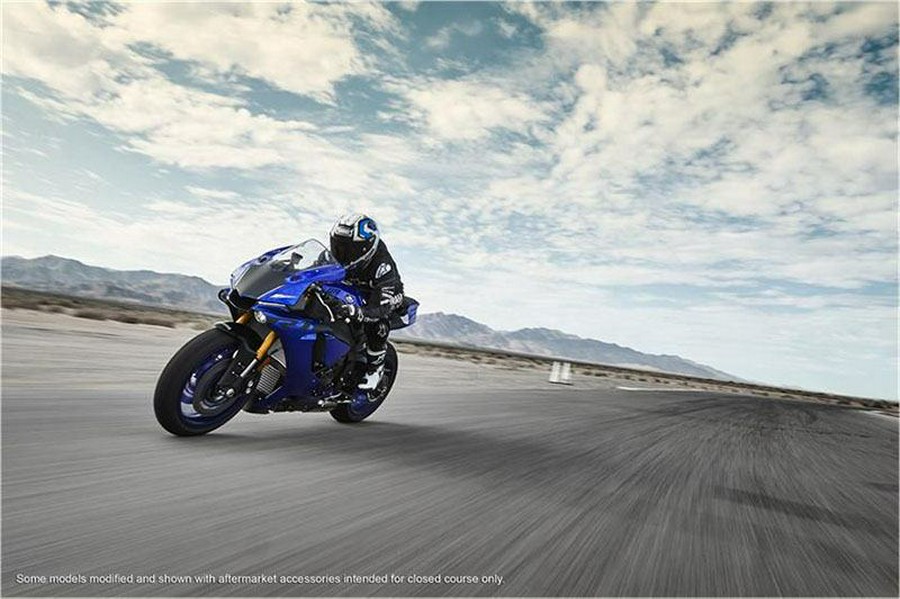 2018 Yamaha YZF-R1