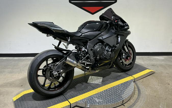 2018 Yamaha YZF-R1