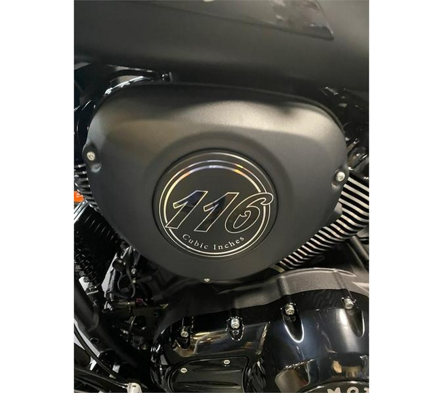 2023 Indian Motorcycle® Roadmaster® Dark Horse® Black Smoke