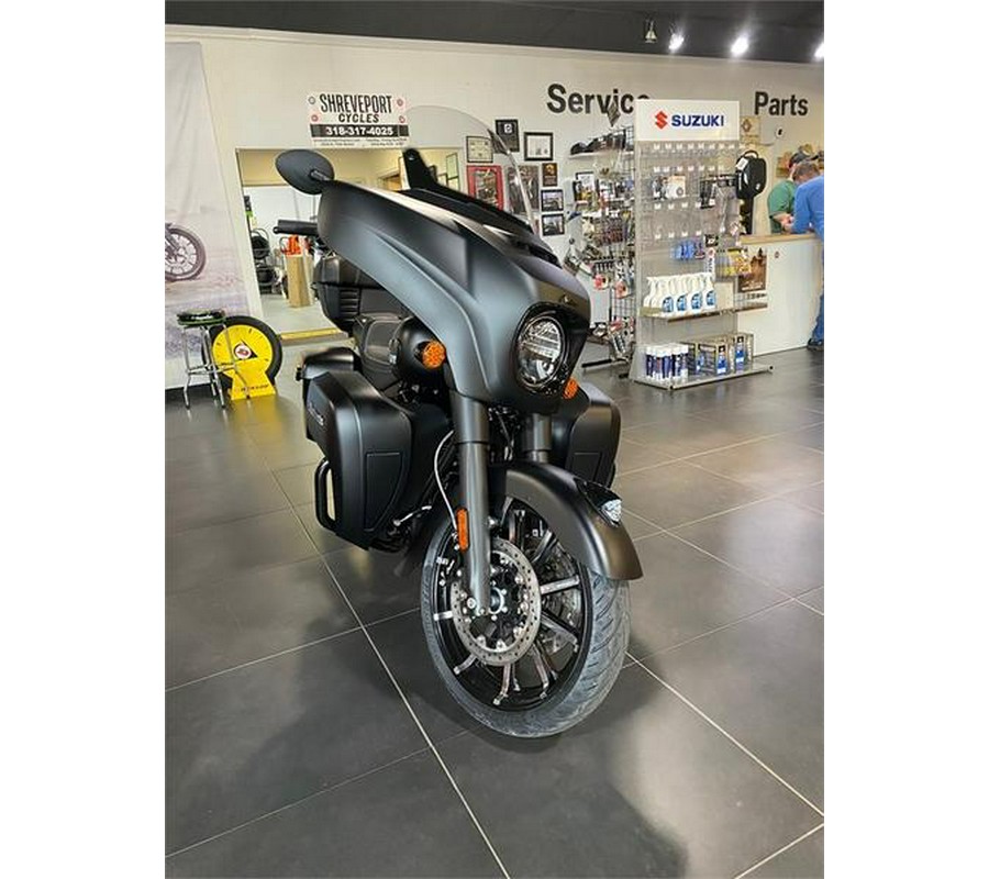 2023 Indian Motorcycle® Roadmaster® Dark Horse® Black Smoke