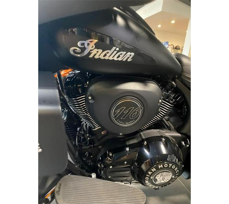 2023 Indian Motorcycle® Roadmaster® Dark Horse® Black Smoke