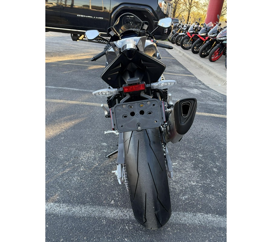 2027 Aprilia RSV4