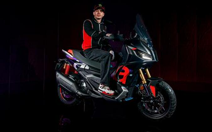 2027 Aprilia SR GT 400 Rally Replica